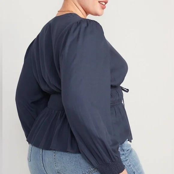 ON Navy Blue Women's Top - Picture 2 of 13